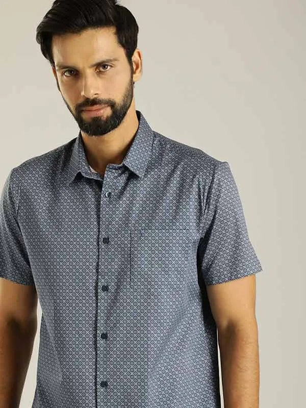 Men Printed Half Sleeve Cotton Stretch Shirt