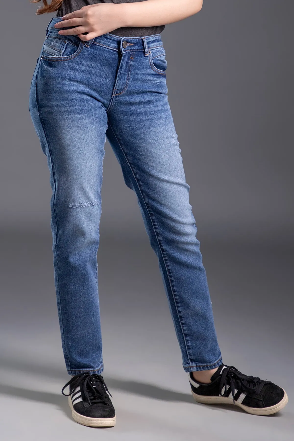 Mid Waist Slim-Fit Stretchable Jeans (Light Blue) ( MISTRESS )