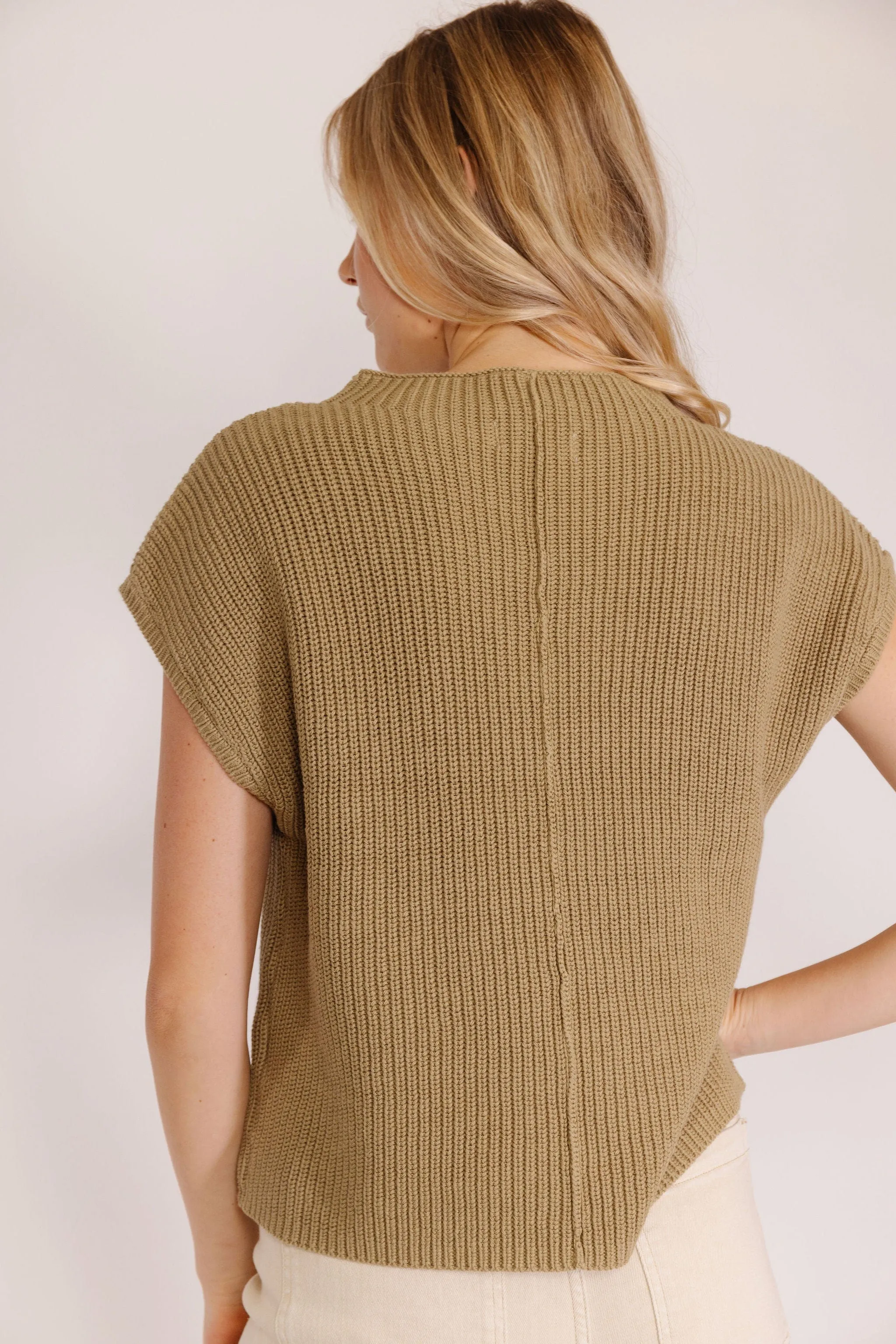 Pasco Sweater in Olive