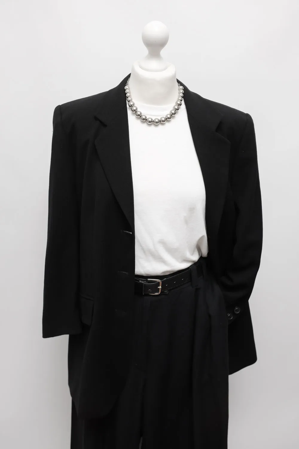 PURE LIGHT WOOL CLASSY BLACK BLAZER