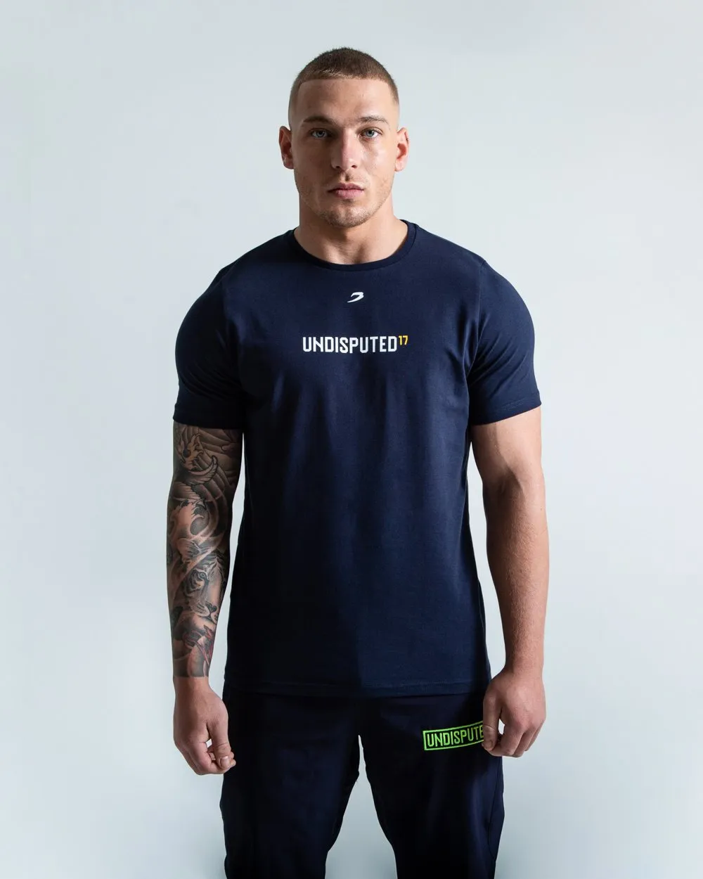 UNDISPUTED17 GRAPHIC T-SHIRT NAVY