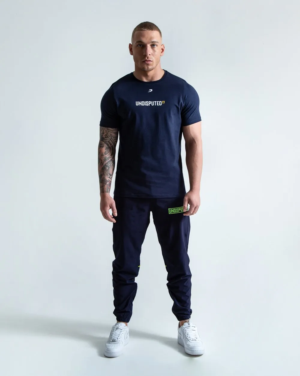 UNDISPUTED17 GRAPHIC T-SHIRT NAVY